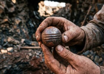 Mineradores encontraram esferas metálicas de 3 bilhões de anos na África do Sul e a ciência ainda tenta explicar como existem