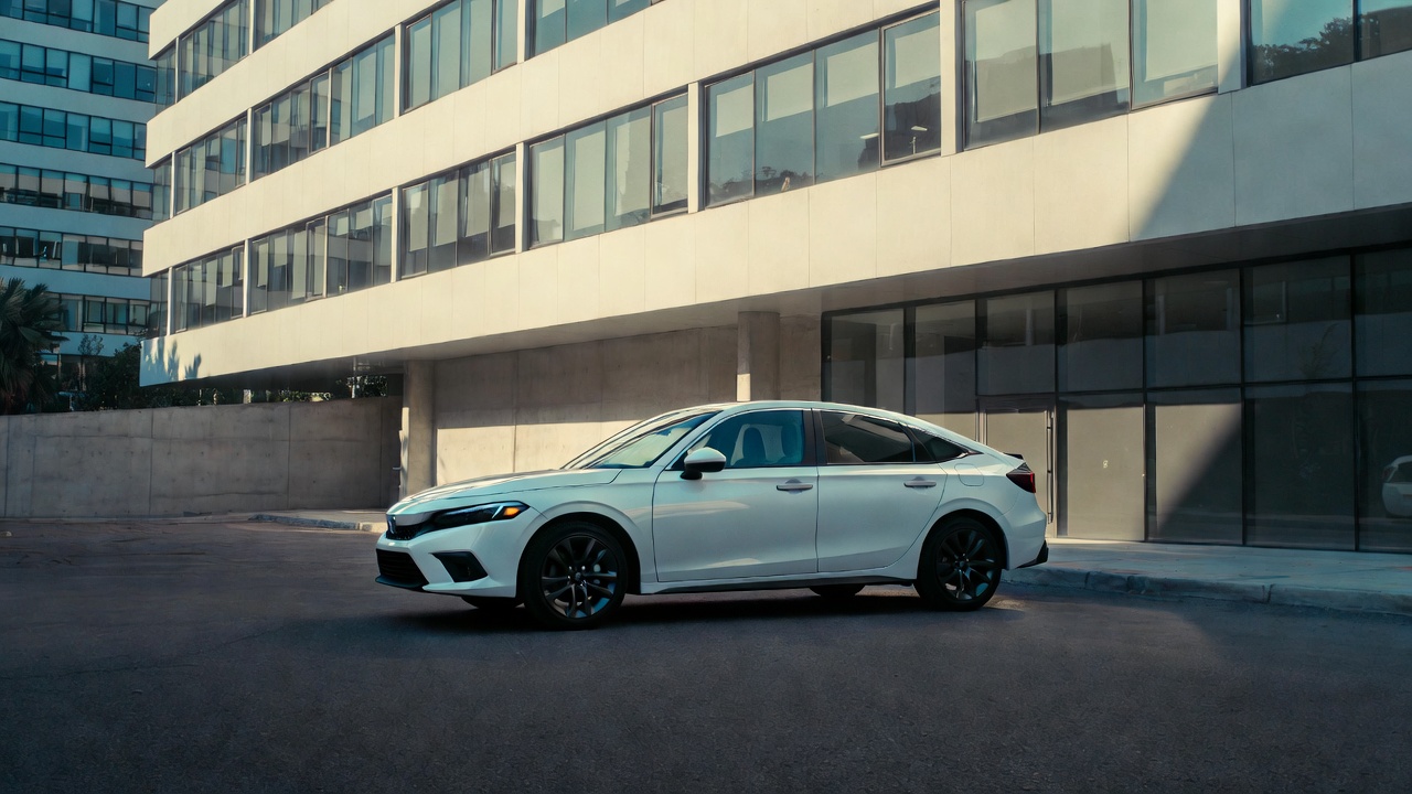 Entregando 173 cavalos de potência e consumo de cerca de 14 km/l na estrada, o sedã turbo da famosa marca japonesa alcança aproximadamente 210 km/h com alta estabilidade