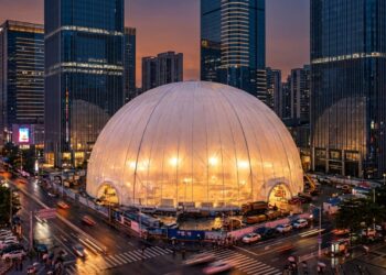 Bolhas gigantes em canteiros de obras na China