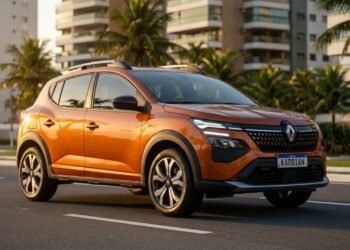 Equipado com motor turbo de 125 cavalos e câmbio de dupla embreagem, o novo Renault Kardian entrega consumo de 13 quilômetros por litro e custa a partir de 112 mil reais para desafiar os líderes do mercado
