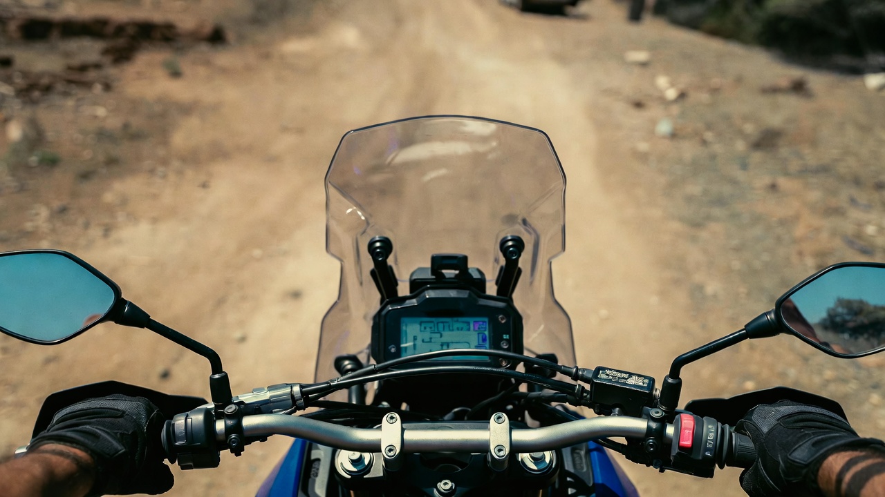 Devorando mais de 400 quilómetros com um único depósito de 16 litros, a lendária moto aventureira do Japão domina as estradas de terra exigindo apenas 18 mil reais