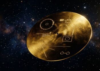A máquina solitária construída há 50 anos que já saiu do nosso sistema solar e carrega um mapa de ouro ensinando a achar a Terra