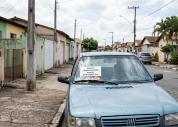 Comunicado para donos de carros com 15 ou 20 anos de idade está afetando diversos veículos no Brasil