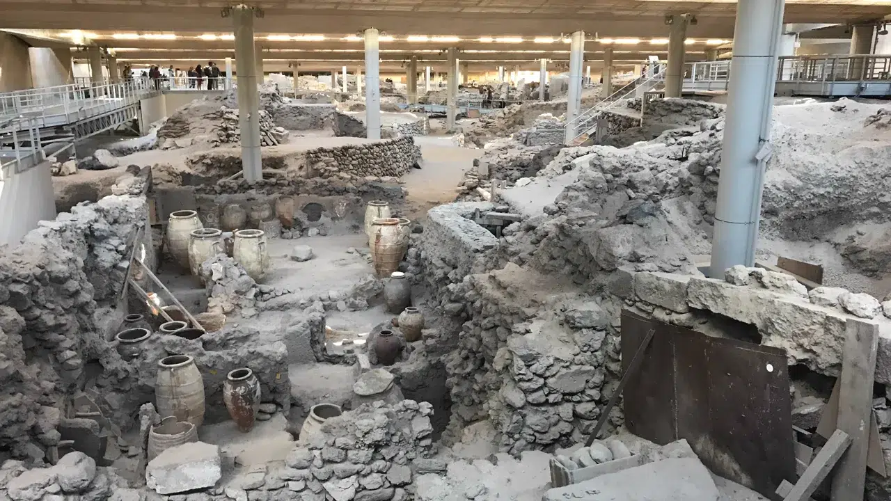 A civilização insular avançada de 3600 anos com prédios de 3 andares que desapareceu