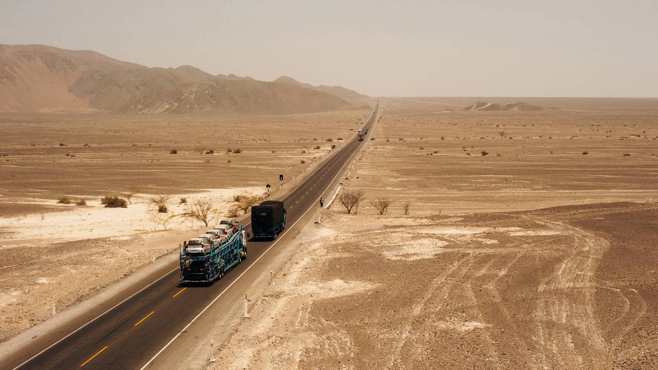 A Rodovia Pan-Americana liga o Alasca ao extremo sul e soma cerca de 30 mil km em um mosaico de estradas nacionais