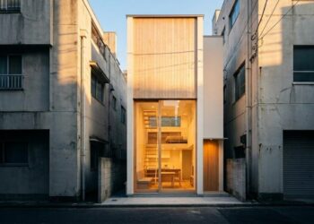 Nas casas pequenas do Japão, a inteligência espacial transforma metros limitados em lares amplos e confortáveis