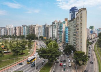 São Vicente, São Paulo - a cidade mais velha do Brasil // Créditos: depositphotos.com / SonnyVermeer91