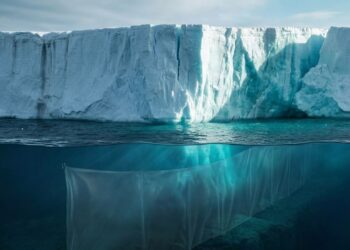 Um consórcio internacional de cientistas desenvolveu um projeto de R$ 418 bilhões para instalar uma cortina submarina na Antártida, com o objetivo único de frear o derretimento acelerado da geleira mais perigosa do planeta Terra