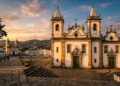 Com projeto de Aleijadinho e pinturas de Mestre Ataíde, a igreja de 1762 em Mariana virou o maior tesouro do estilo rococó mineiro