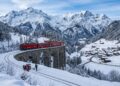 As pontes de pedra da ferrovia suíça foram construídas há mais de um século e ainda aguentam toneladas de gelo sem problema nenhum