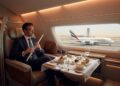 Com 300 parcerias logísticas na dnata e lucros multibilionários, a Emirates virou o império que domina a aviação mundial