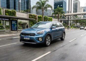 Capaz de percorrer 25 km com um único litro de combustível, o utilitário sul-coreano híbrido aniquila os rivais e lidera o segmento familiar