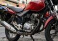 Moto de 160 cilindradas que roda 45 quilômetros por litro vira a maior reserva de valor do país e mantém liquidez de ouro no mercado de usados em 2026
