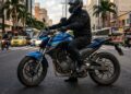 A moto de 250cc que roda 100 mil quilômetros sem manutenção pesada e se tornou o "porto seguro" de quem subiu de categoria e busca durabilidade em 2026