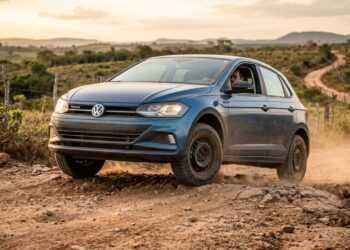 Herdeiro da robustez do antigo Gol o novo modelo da marca alemã aposta em chassi reforçado para enfrentar as crateras do asfalto sem exigir manutenção cara