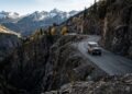 Com 40 km de trechos sem guardrails entre Ouray e Silverton, a Million Dollar Highway surge como uma das rotas mais perigosas e cênicas dos EUA