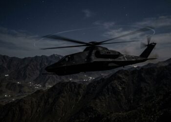 Este helicóptero atravessou fronteiras protegidas sem disparar um único alarme e o mundo só soube depois