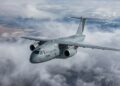 O cargueiro Embraer KC-390 Millennium com capacidade para 26 toneladas de carga redefine o transporte logístico militar com tecnologia de ponta fly-by-wire