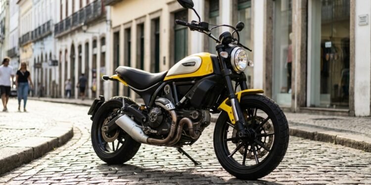Inspirada nos anos 70, a moto italiana de 73 cavalos mistura visual clássico com tecnologia de ponta e atrai motociclistas que fogem do comum