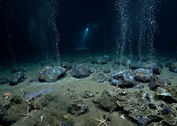 O enigma do "oxigênio negro": oceanógrafos acham ar puro a 4.000 metros de profundidade