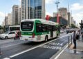 Bateria com capacidade de 525 quilowatts hora garante autonomia para rodar 400 quilômetros por dia com uma única recarga no novo chassi elétrico de 12 metros disponível no mercado