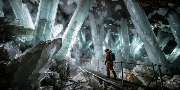 A misteriosa caverna de cristais gigantes no México onde humanos só sobrevivem por 10 minutos