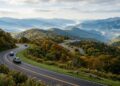 Com 755 km de extensão pelos Apalaches, a rodovia americana surge como o maior corredor ecológico do país e proíbe o trânsito comercial