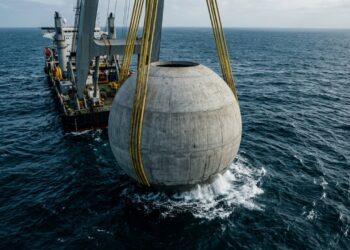 A resposta que engenheiros alemães do Instituto Fraunhofer IEE desenvolvem desde 2012 não está em nenhuma bateria de lítio