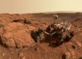 O rover Curiosity virou uma curva na Cratera Gale e encontrou algo que nenhum integrante da equipe havia visto antes em Marte