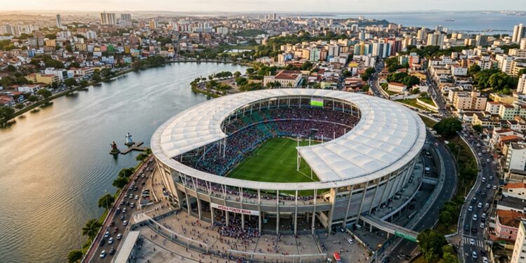 A Arena Fonte Nova domina a paisagem de Salvador com 48 mil lugares e uma cobertura moderna que revolucionou o cenário esportivo baiano em 2013