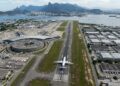 Consolidado em 1952, o Aeroporto do Galeão possui uma pista de 4 km que se tornou um pilar estratégico da aviação brasileira no Rio de Janeiro