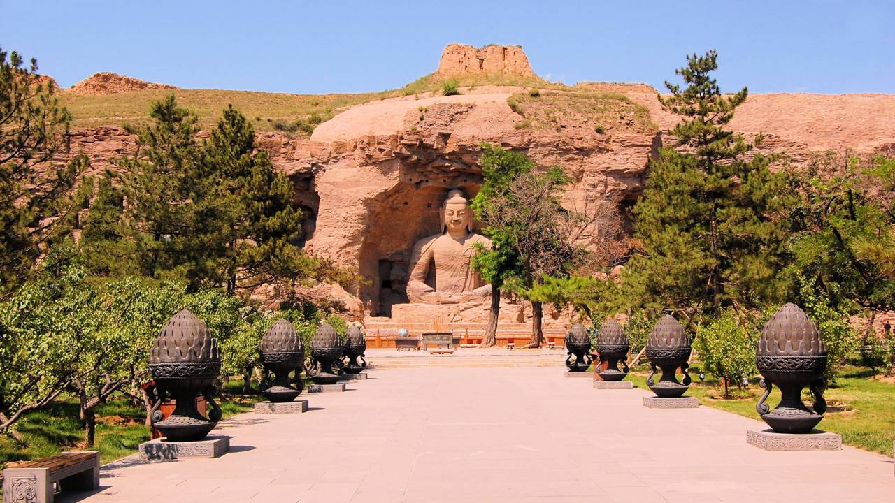 Esculpidas no século V com 51 mil estátuas e 252 grutas, as obras de Yungang viraram o ápice da arte rupestre budista e da engenharia sacra na China