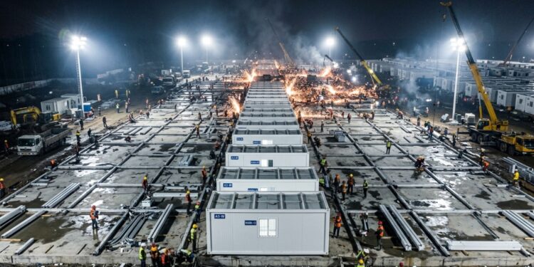 A construção recorde de 10 dias que criou 1.000 leitos