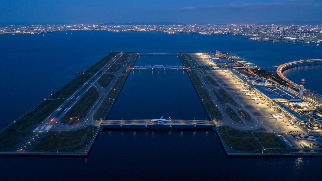 O mega-aeroporto japonês construído sobre uma ilha artificial no meio do oceano que sobreviveu a terremotos devastadores, mas está afundando lentamente e pode desaparecer nas próximas décadas