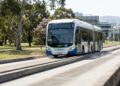 Com ônibus que atingem 100 km/h sobre trilhos de concreto, o sistema de transporte na Austrália é uma referência em engenharia urbana guiada