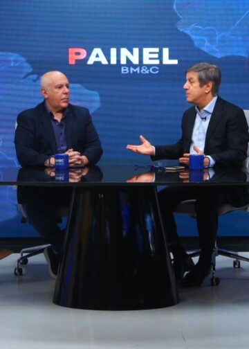 PAINEL debate guerra no irã