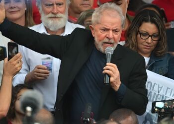 PRISAO DE LULA
