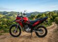 Com motor de 293 cc e câmbio de 6 marchas, a nova Honda Sahara 300 substitui a XRE 300 e foca no uso misto, sendo aposta da marca para o mercado nacional