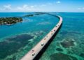 Todos que cruzam a ponte de 10 quilômetros na Flórida sentem a tensão de dirigir cercados pelo oceano sem ter onde parar