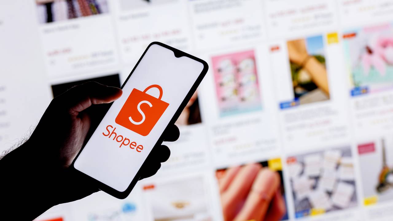Lançada em 2015 pela Sea Group, a Shopee expandiu no e-commerce brasileiro ao movimentar 60 bilhões de reais em vendas anuais