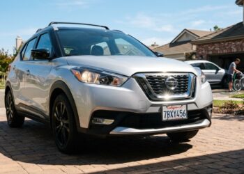 O SUV compacto japonês que entrega estabilidade nas curvas e consumo de 14 quilômetros por litro vira o pesadelo da concorrência no mercado de seminovos