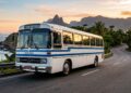 Abandonado por 30 anos em um pátio, o lendário ônibus monobloco foi totalmente restaurado com peças originais e agora vale uma pequena fortuna para colecionadores