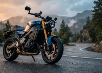 Inspirada nas motos de corrida dos anos 80, a naked japonesa de três cilindros entrega 119 cavalos e seduz motociclistas que procuram estilo vintage e muita tecnologia