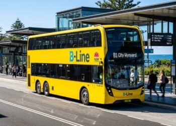 Com frotas de dois andares e tecnologia de alta frequência, o sistema B-Line em Sydney tornou-se o maior marco de transporte público rápido da região