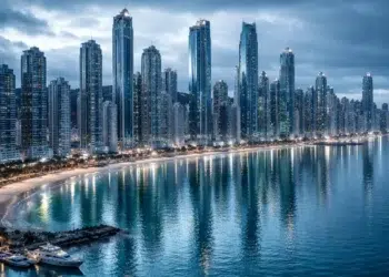Apelidada de Dubai brasileira, a cidade com qualidade de vida europeia e um dos maiores skylines do país