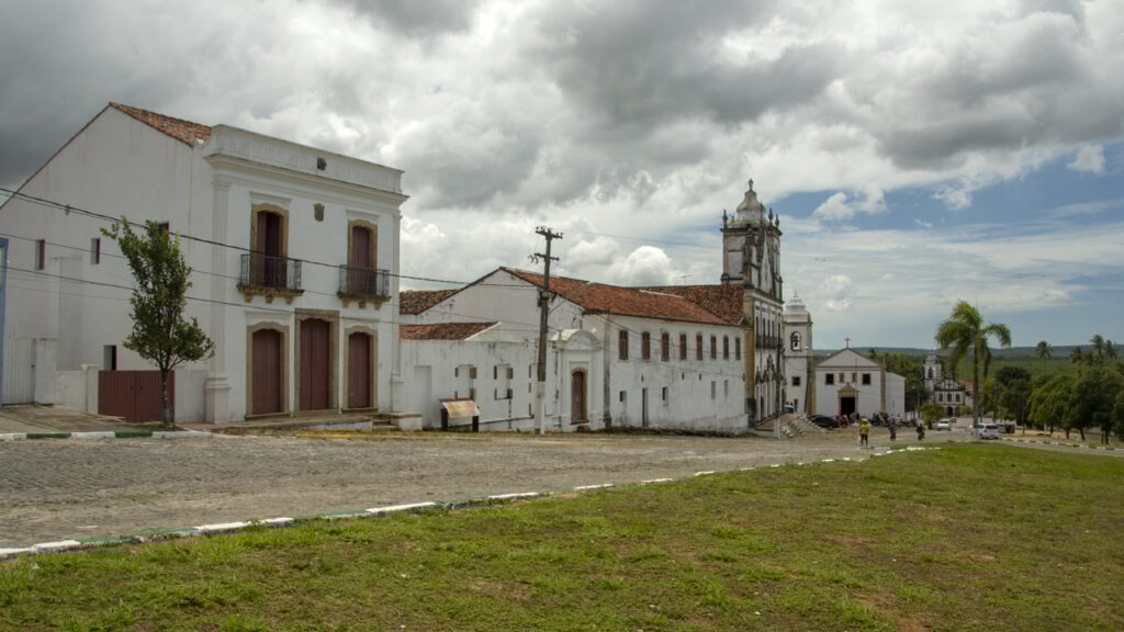 Fundada em 1535 a 27 km da capital: a 2ª vila mais antiga do Brasil guarda a igreja em funcionamento mais antiga do país