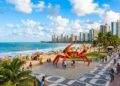 Desenhada como um tabuleiro de xadrez em 1855: a primeira capital planejada do Brasil tem 6 km de orla à beira-mar e um caranguejo gigante de 7 metros