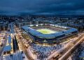 Com capacidade para 28 mil torcedores e sede oficial da seleção norueguesa, o estádio virou o coração vibrante do futebol e dos grandes shows em Oslo