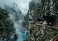 Esculpida em 19 km de mármore sólido, a estrada em Taiwan atravessa túneis cegos e abismos dramáticos na encosta das montanhas