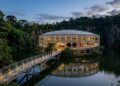 O inovador teatro circular de tubos de aço construído em tempo recorde de 75 dias e com capacidade para receber 1.572 espectadores no Paraná